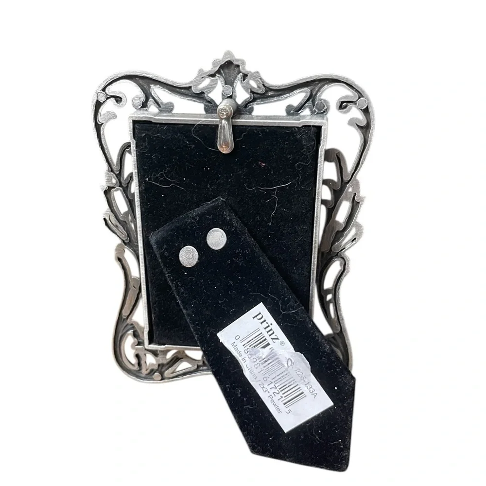 Silver Metal Frame for 2”X3” Photo